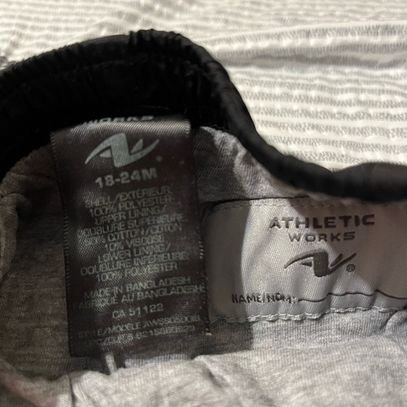 🔆Black Wind Pants Size 18-24 Months - Picture 3 of 3